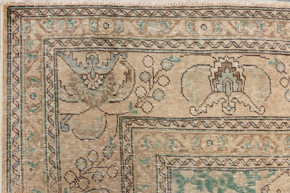 Tan Vintage 9' 7 x 12' 4 - No. 37576 - ALRUG Rug Store
