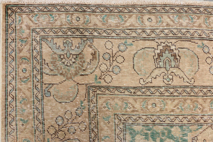 Tan Vintage 9' 7 x 12' 4 - No. 37576 - ALRUG Rug Store