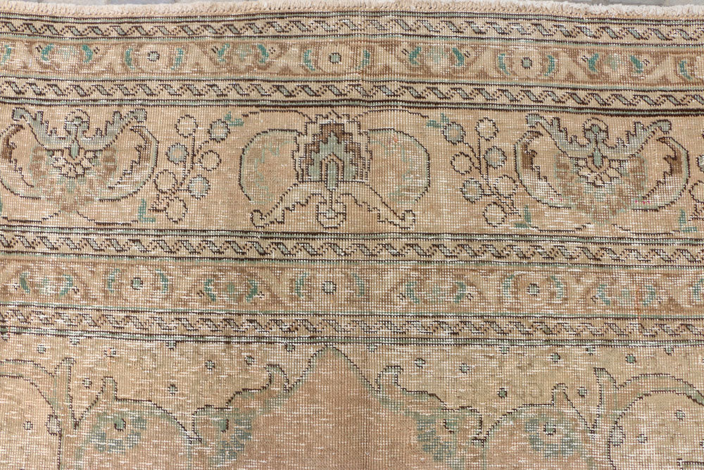 Tan Vintage 9' 7 x 12' 4 - No. 37576 - ALRUG Rug Store