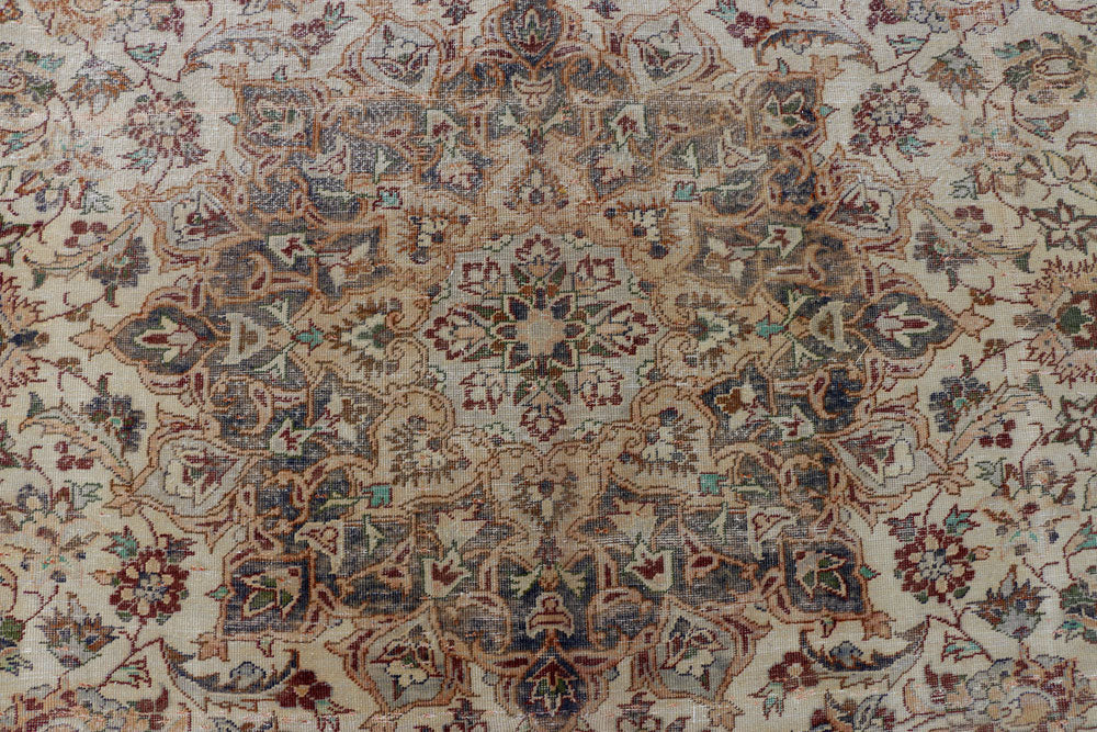 Beige Vintage 9' 7 x 12' 8 - No. 37577 - ALRUG Rug Store