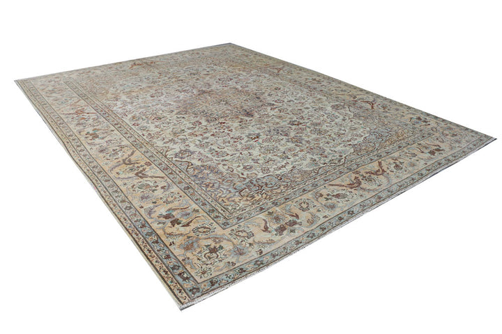 Beige Vintage 9' 7 x 12' 8 - No. 37577 - ALRUG Rug Store