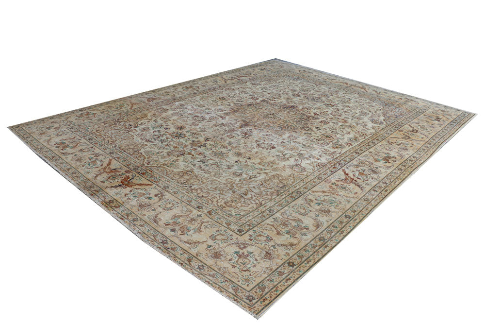 Beige Vintage 9' 7 x 12' 8 - No. 37577 - ALRUG Rug Store