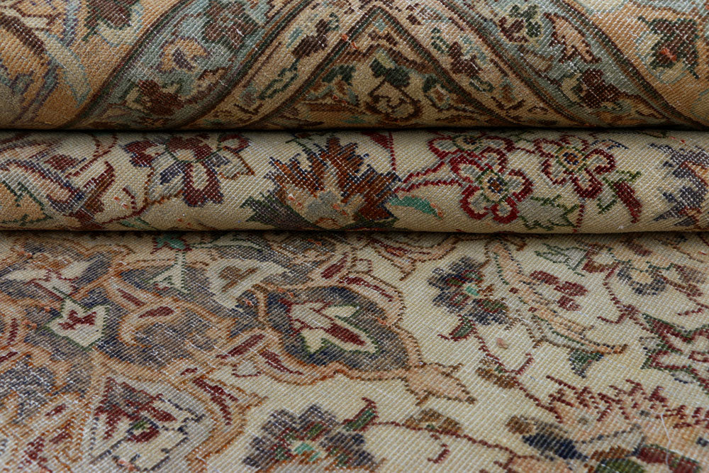 Beige Vintage 9' 7 x 12' 8 - No. 37577 - ALRUG Rug Store