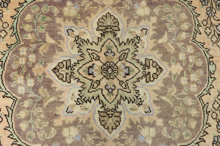 Wheat Vintage 6' 1 x 9' 10 - No. 37592 - ALRUG Rug Store