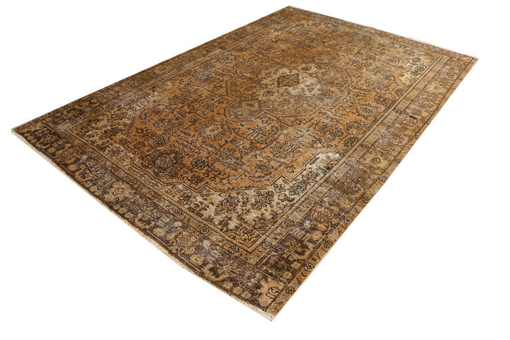 Tan Vintage 6' 2 x 9' 5 - No. 37593 - ALRUG Rug Store