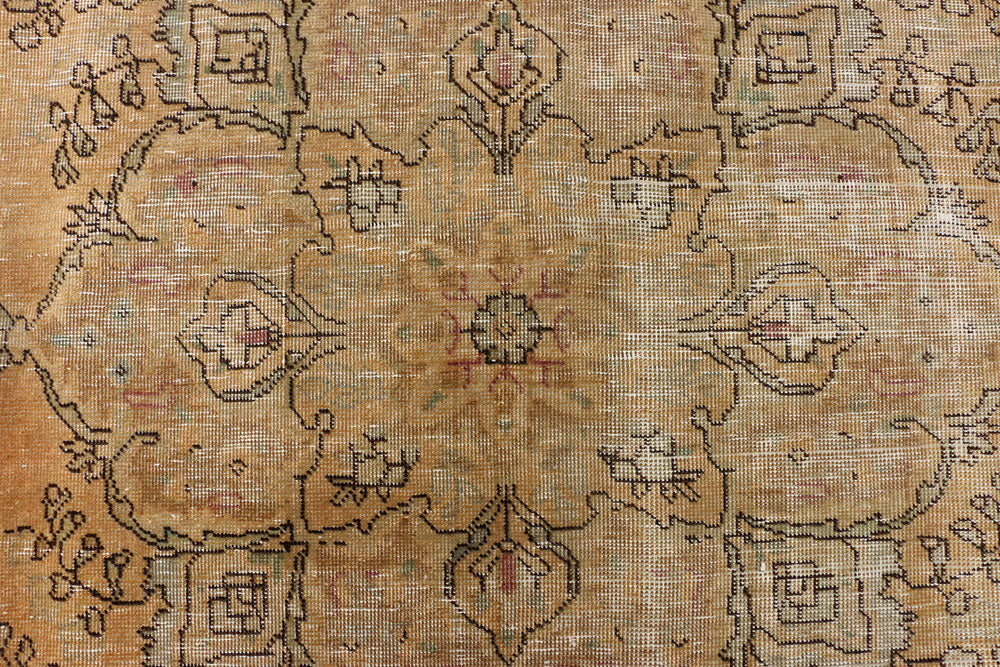 Tan Vintage 6' 9 x 9' 3 - No. 37594 - ALRUG Rug Store
