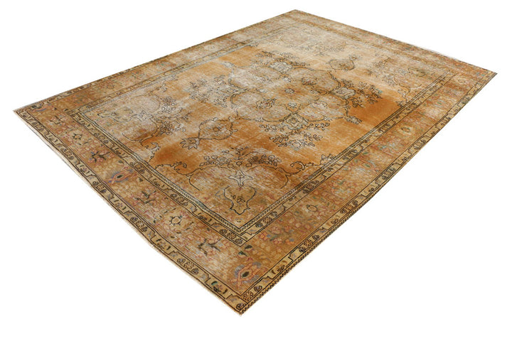 Tan Vintage 6' 9 x 9' 3 - No. 37594 - ALRUG Rug Store