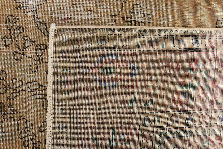 Tan Vintage 6' 9 x 9' 3 - No. 37594 - ALRUG Rug Store