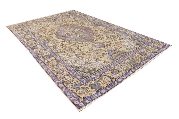 Tan Vintage 7' 7 x 11' - No. 37601 - ALRUG Rug Store