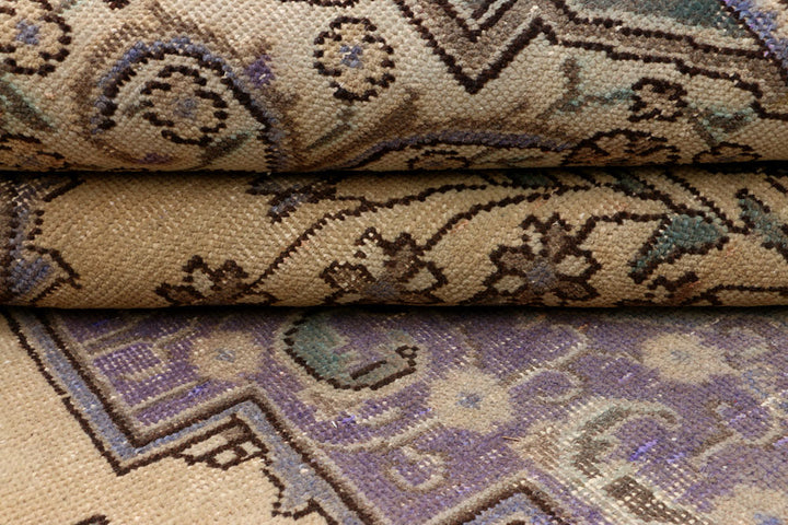 Tan Vintage 7' 7 x 11' - No. 37601 - ALRUG Rug Store