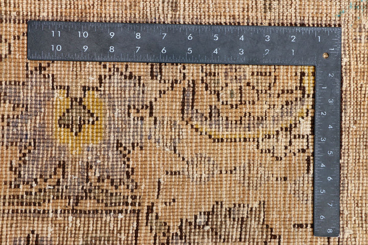 Tan Vintage 7' 7 x 11' - No. 37601 - ALRUG Rug Store
