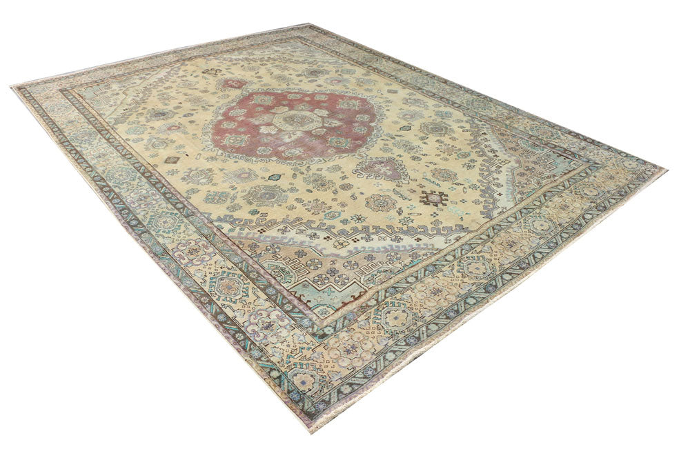 Wheat Vintage 7' 9 x 10' 8 - No. 37603 - ALRUG Rug Store