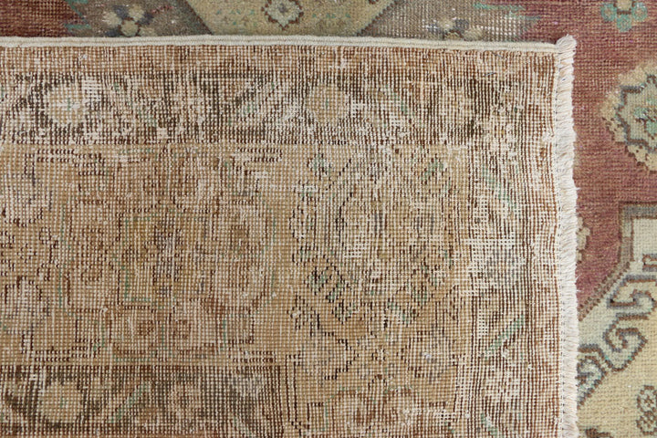 Wheat Vintage 7' 9 x 10' 8 - No. 37603 - ALRUG Rug Store