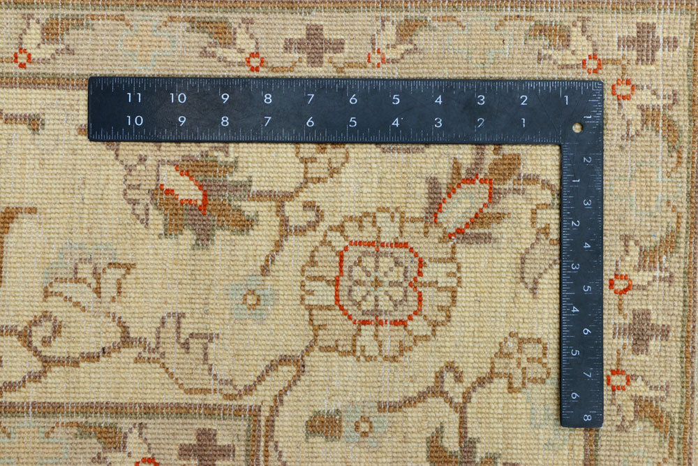 Beige Ziegler 7' 11 x 9' 9 - No. 37645 - ALRUG Rug Store