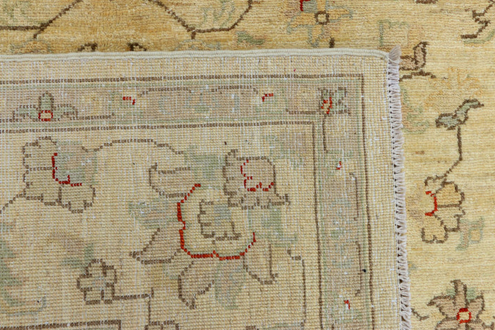 Beige Ziegler 6' 7 x 9' 8 - No. 37646 - ALRUG Rug Store