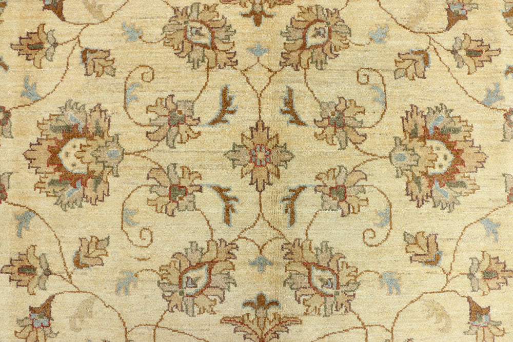 Beige Ziegler 6' 9 x 9' 10 - No. 37650 - ALRUG Rug Store