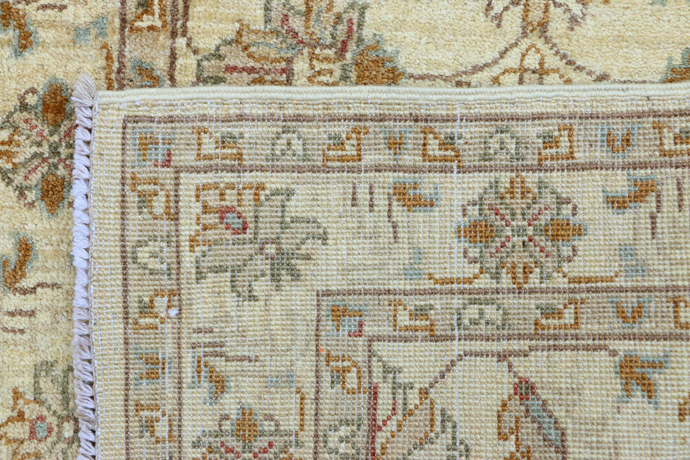 Beige Ziegler 2' 4 x 6' 6 - No. 37658 - ALRUG Rug Store