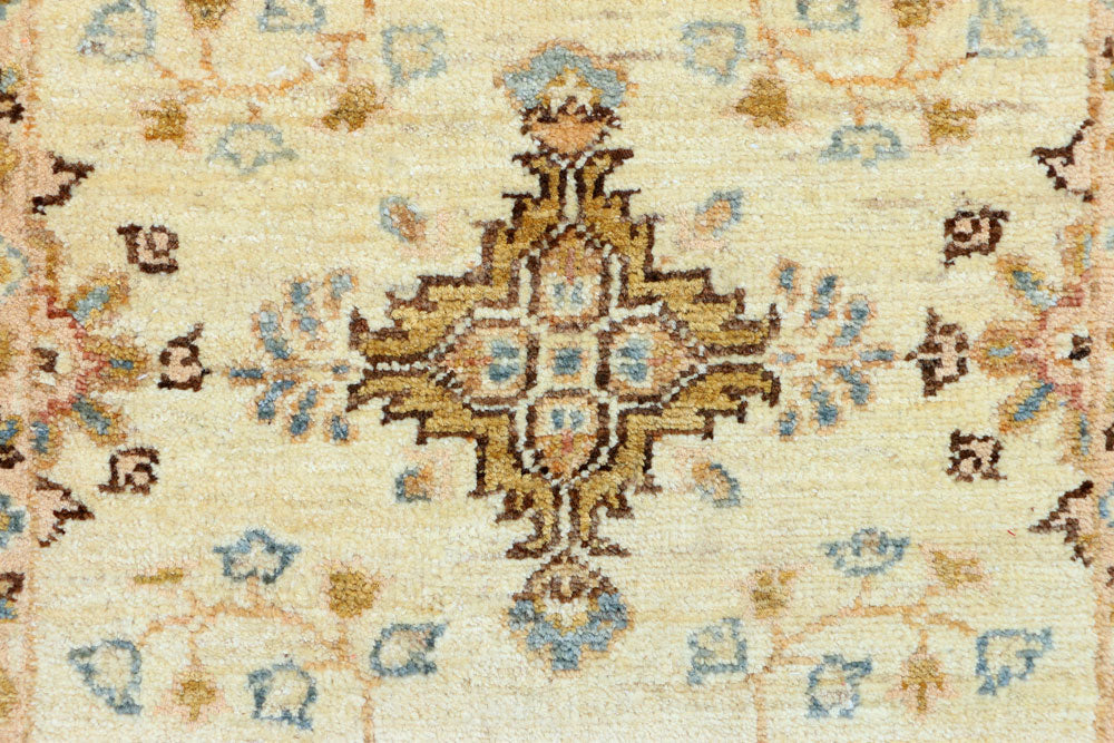 Beige Ziegler 2' 9 x 12' 11 - No. 37665 - ALRUG Rug Store