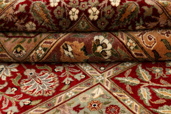 Maroon Bakhtiar 4'  1" x 6' " - No. QA74542