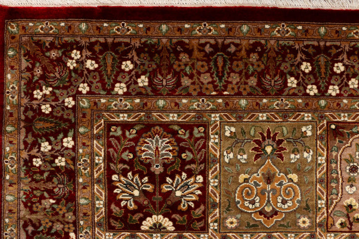 Maroon Bakhtiar 4'  x" 6'  1" - No. QA51568