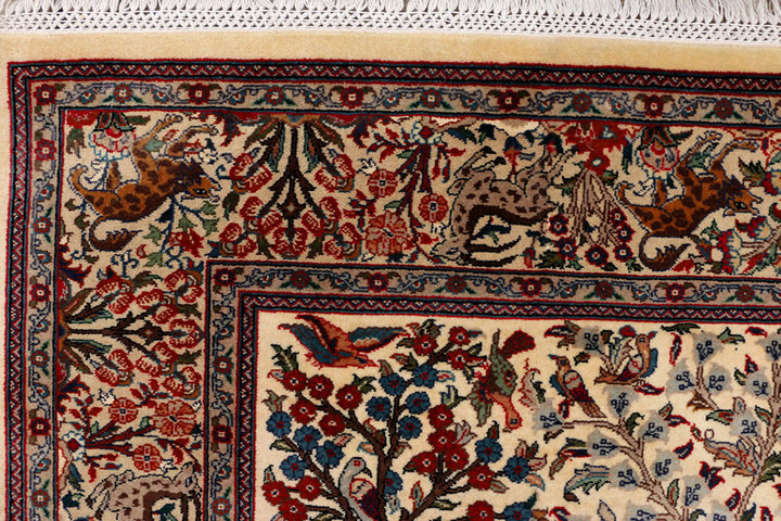 Navajo White Hunting 4'  6" x 6'  11" - No. QA42489