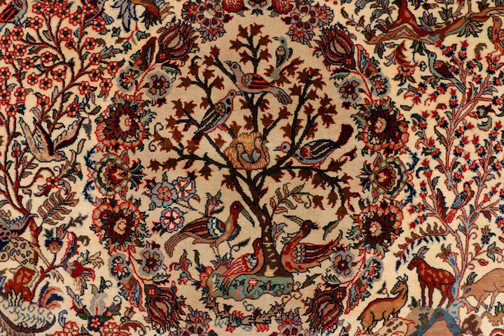 Navajo White Hunting 4'  6" x 6'  11" - No. QA42489