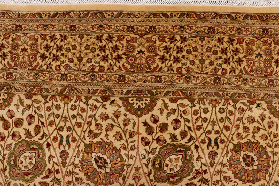 Navajo White Sultanabad 6'  x" 9'  1" - No. QA34574