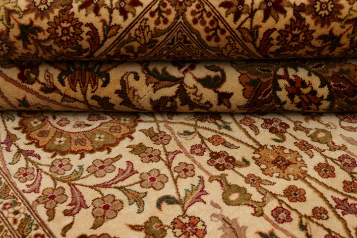 Navajo White Sultanabad 6'  x" 9'  1" - No. QA34574