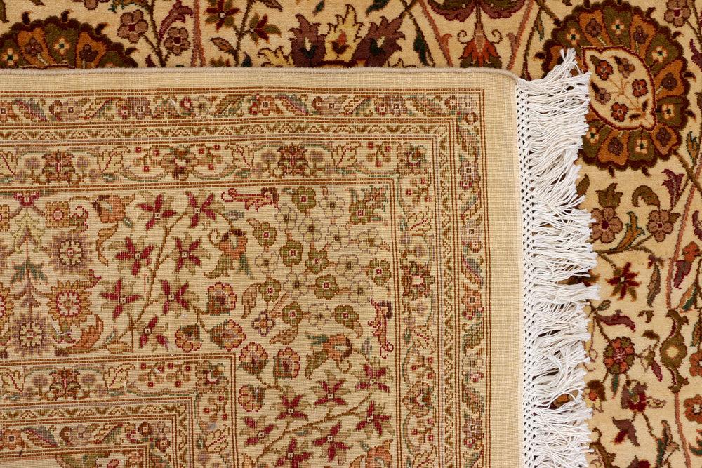 Navajo White Sultanabad 6' x 9' 1 - No. 37704 - ALRUG Rug Store