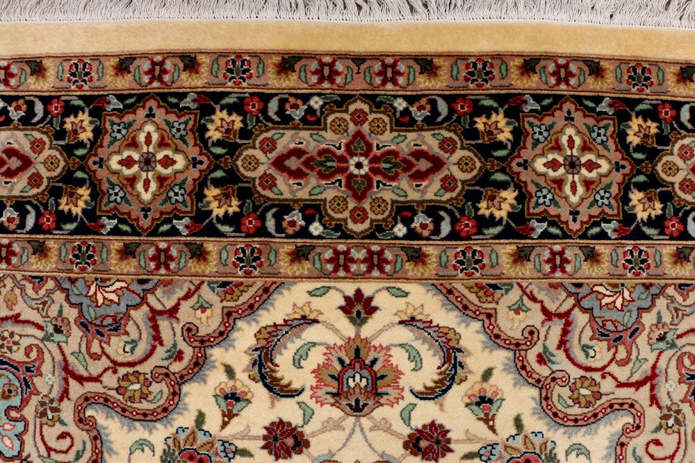 Cornsilk Kashan 6' 1 x 8' 11 - No. 37706 - ALRUG Rug Store