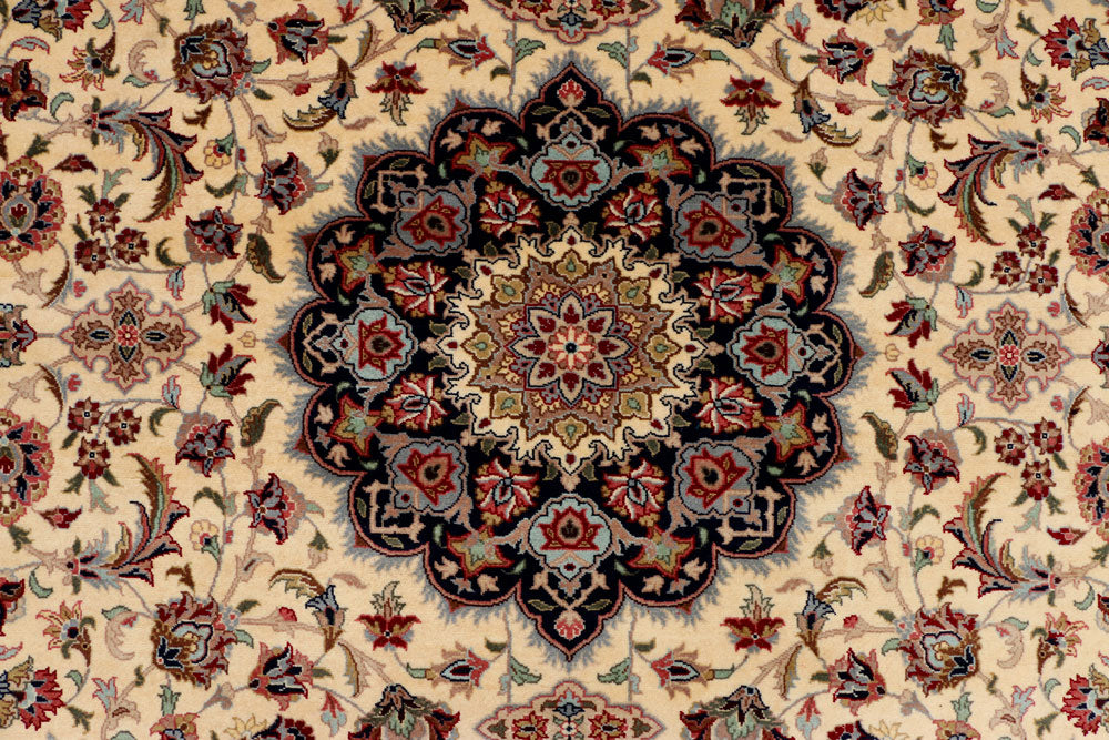 Cornsilk Kashan 6' 1 x 8' 11 - No. 37706 - ALRUG Rug Store