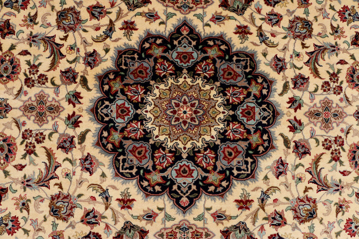 Cornsilk Kashan 6' 1 x 8' 11 - No. 37706 - ALRUG Rug Store