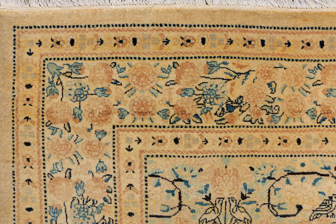 Navajo White Sultanabad 6'  2" x 9'  1" - No. QA17517