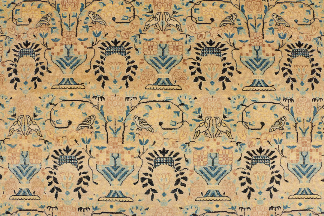 Navajo White Sultanabad 6'  2" x 9'  1" - No. QA17517