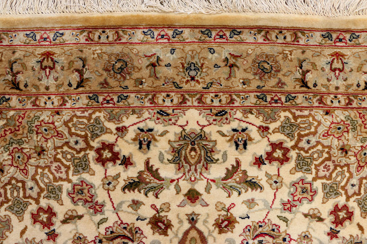 Bisque Kashan 3' 1 x 5' 1 - No. 37713