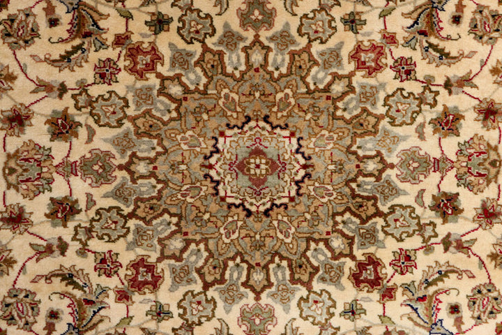 Bisque Kashan 3' 1 x 5' 1 - No. 37713
