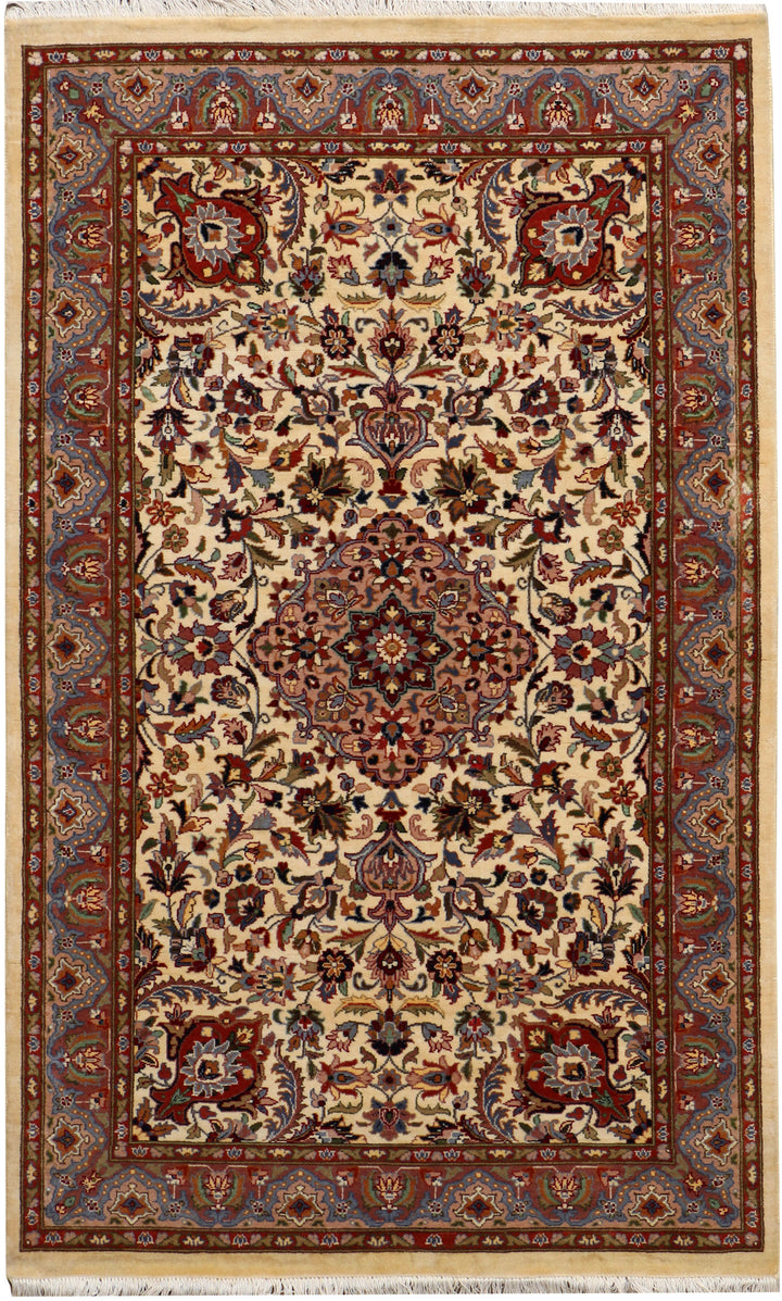 Bisque Kashan 3' x 4' 11 - No. 37722