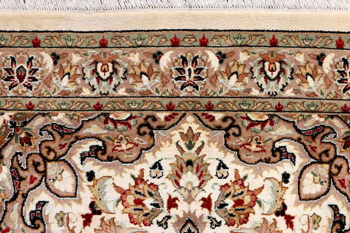 Cornsilk Kashan 3'  x" 4'  11" - No. QA62377
