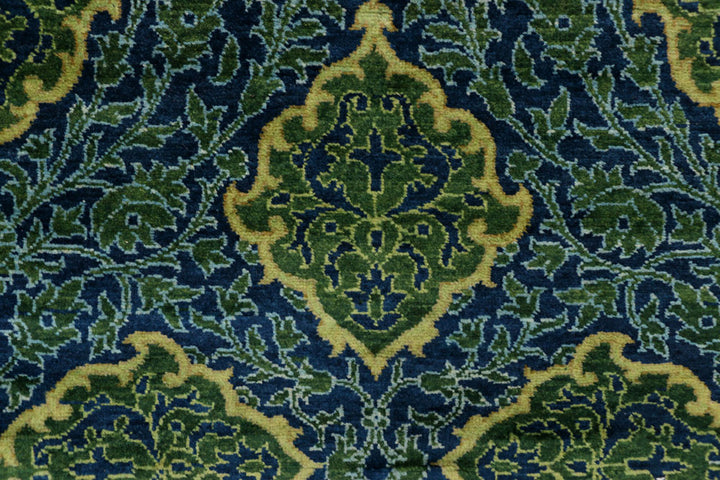 Navy Mahal 2'  8" x 6'  1" - No. QA73972