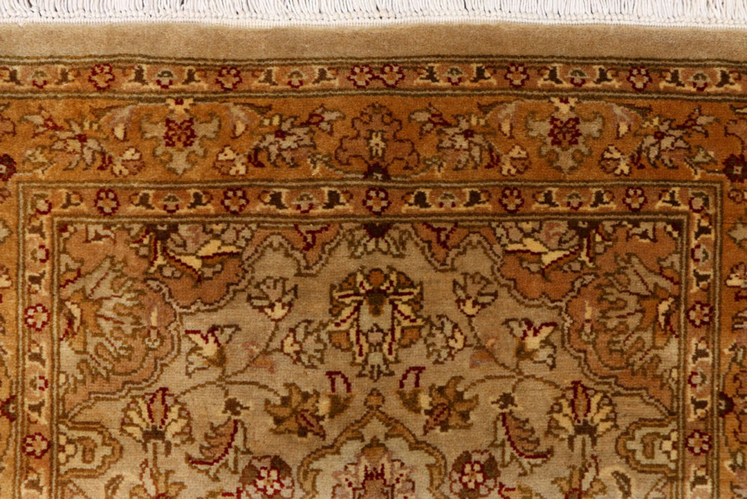 Tan Mahal 2'  7" x 15'  11" - No. QA92516