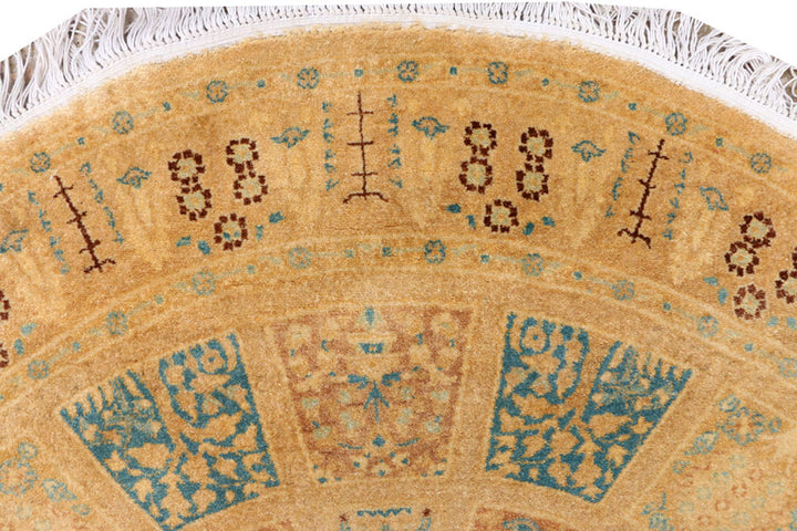 White Pakistani Bakhtiar Rug 4'1" x 3'11" Hand-Knotted view