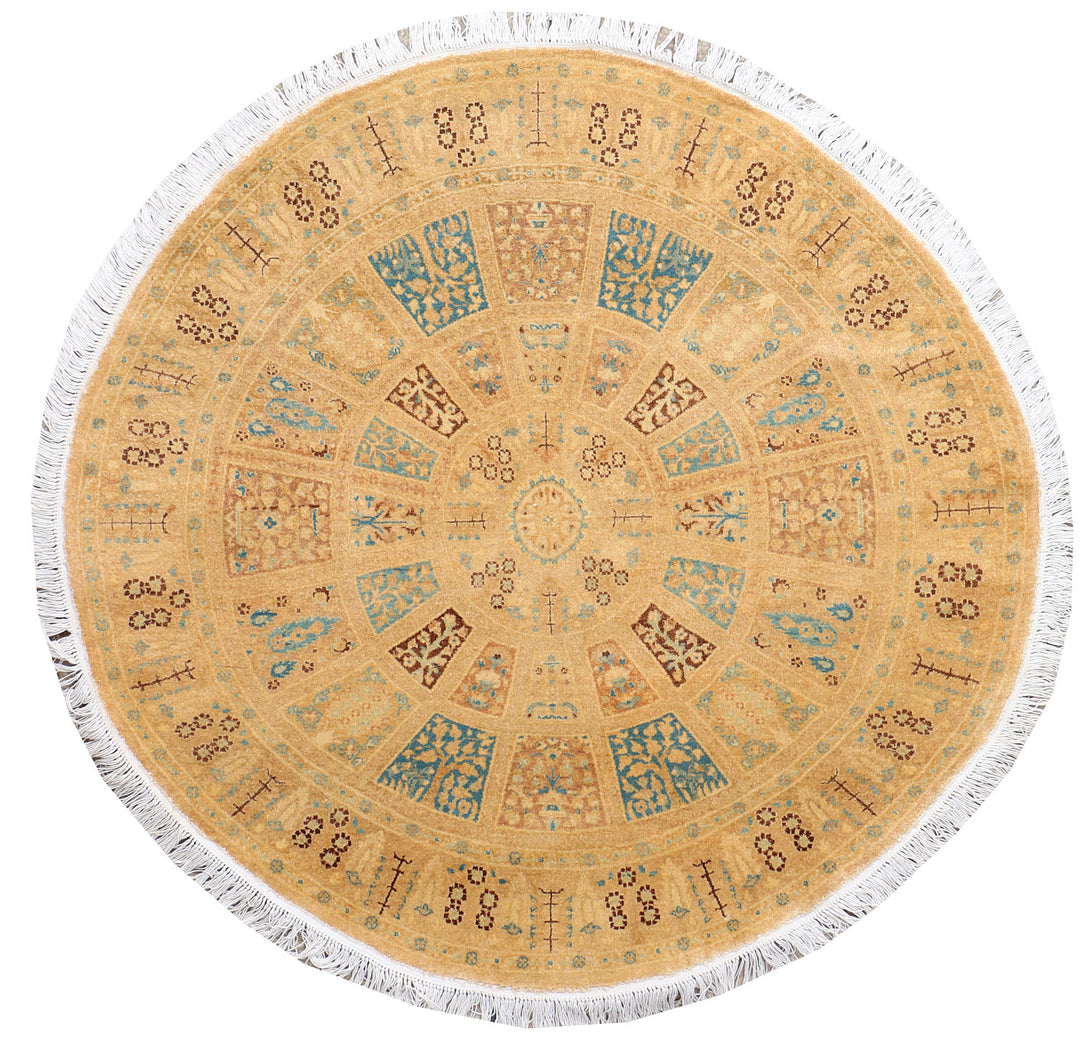 White Pakistani Bakhtiar Rug 4'1" x 3'11" Hand-Knotted