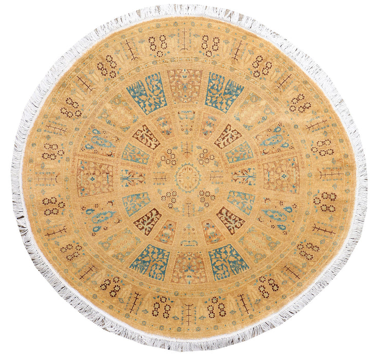 White Pakistani Bakhtiar Rug 4'1" x 3'11" Hand-Knotted