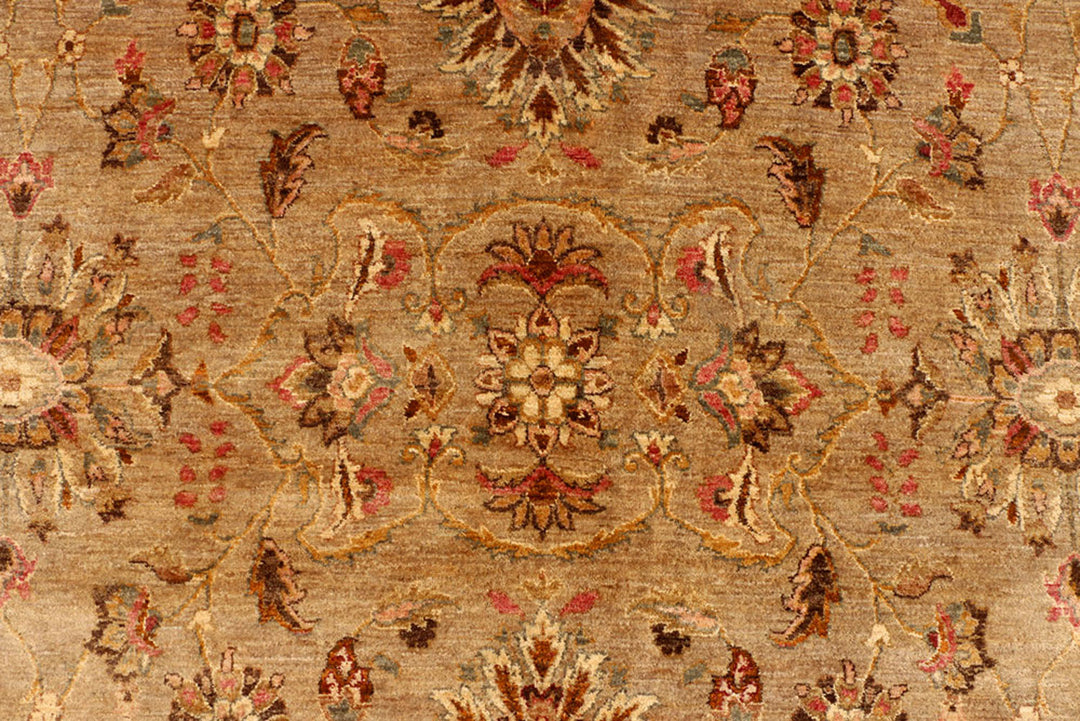 Peru Sultanabad 9'  11" x 13'  11" - No. QA38148