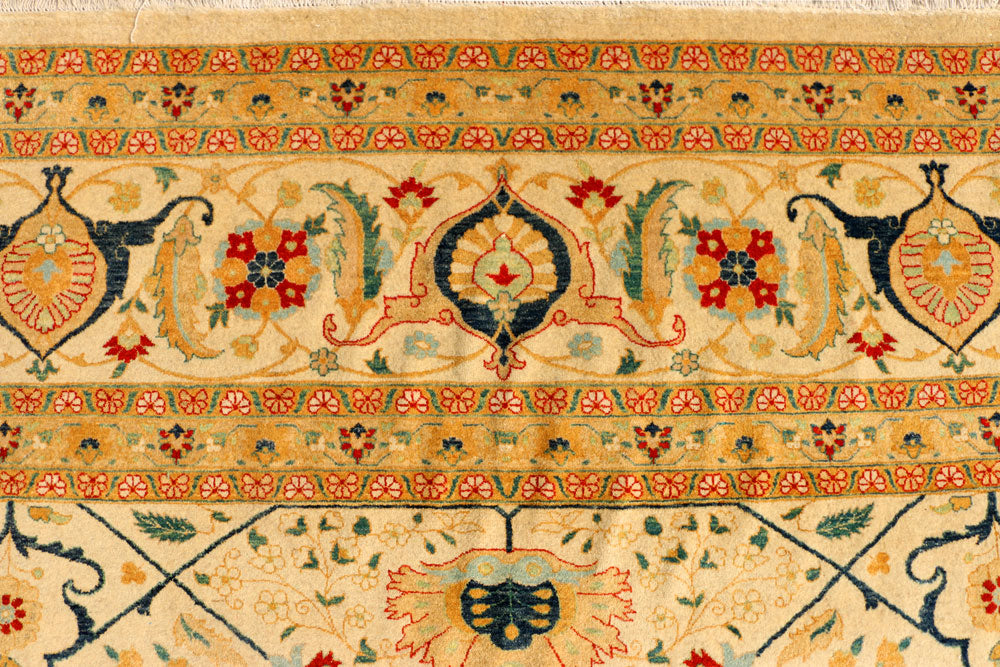 Navajo White Sultanabad 10' 2 x 13' 7 - No. 37813 - ALRUG Rug Store