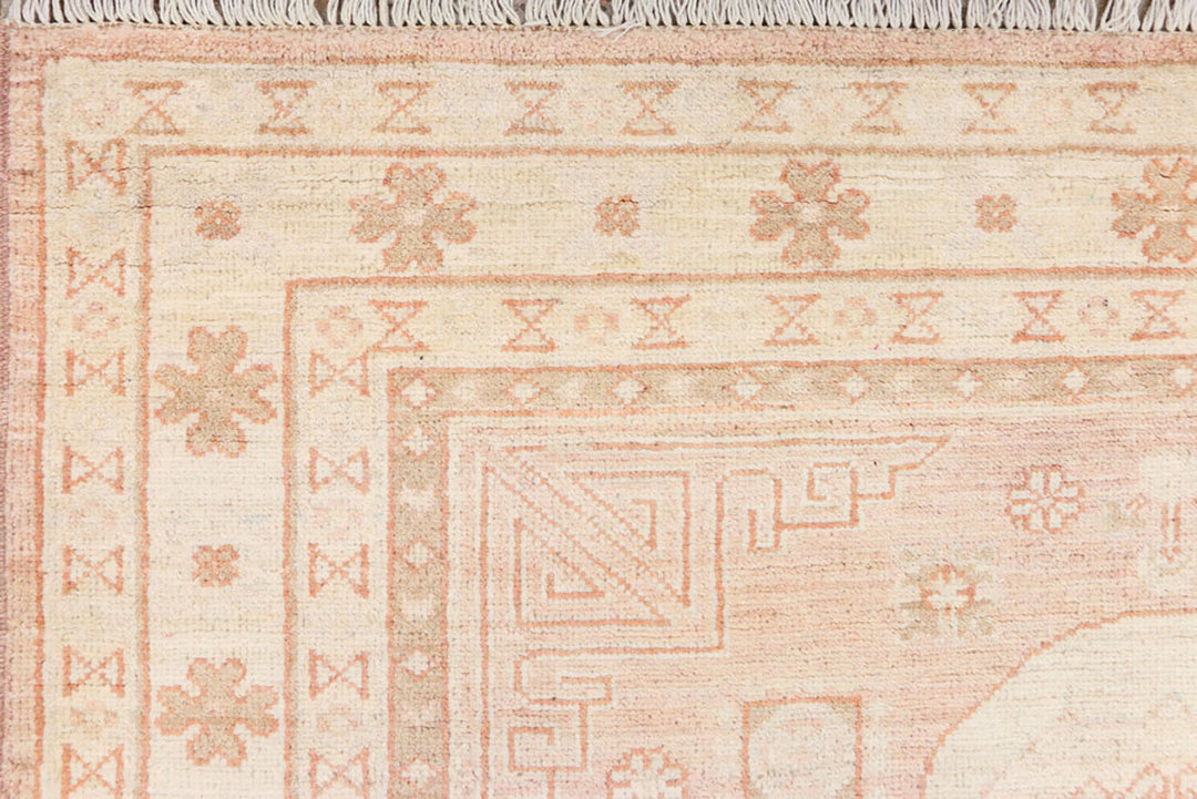 Bisque Oushak 4' 2 x 5' 7 - No. 37848