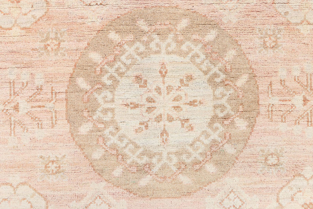 Bisque Oushak 4' 2 x 5' 7 - No. 37848