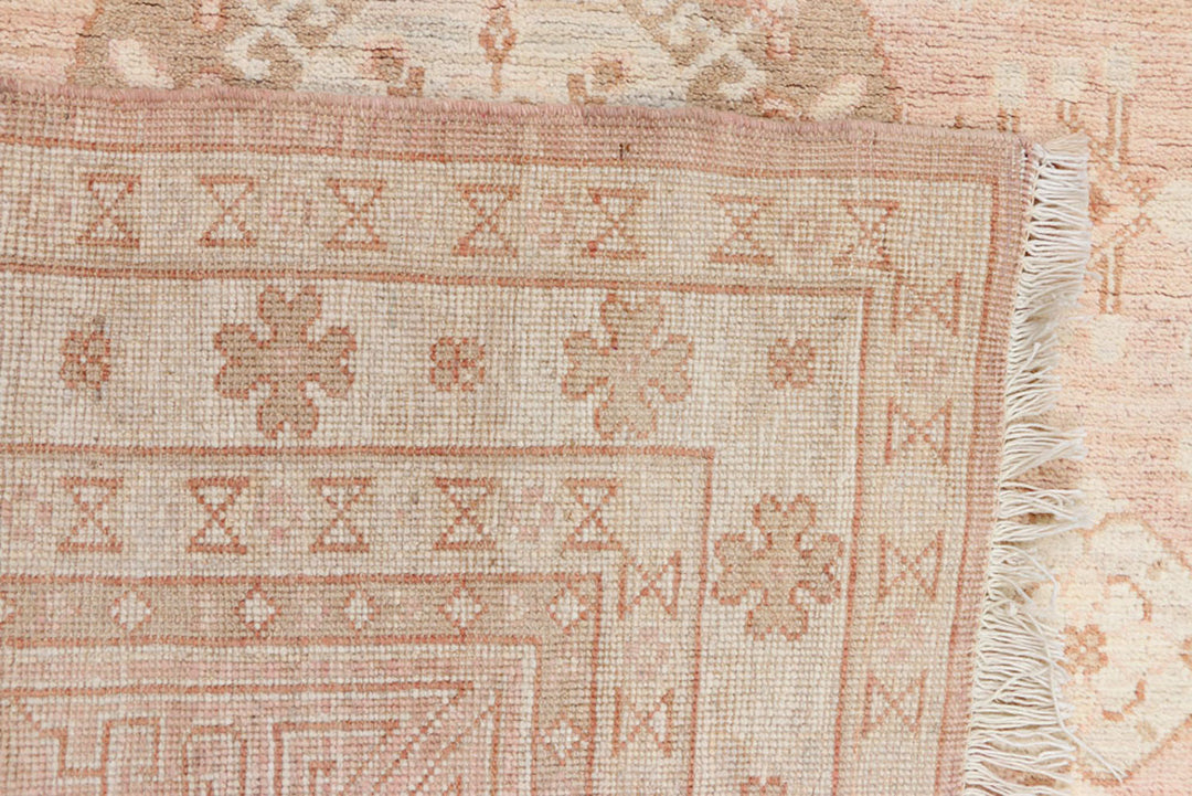 Bisque Oushak 4' 2 x 5' 7 - No. 37848