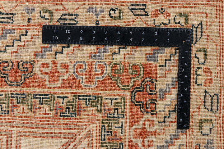 Navajo White Khotan 6' x 9' - No. 37938 - ALRUG Rug Store