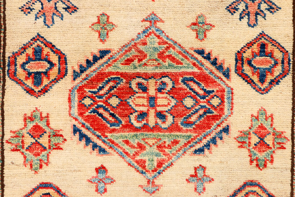 Navajo White Kazak 2' 7 x 9' 7 - No. 37968 - ALRUG Rug Store